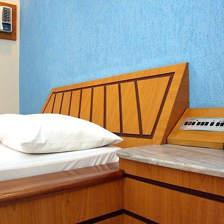 Motel Passport Гуаратингета Экстерьер фото
